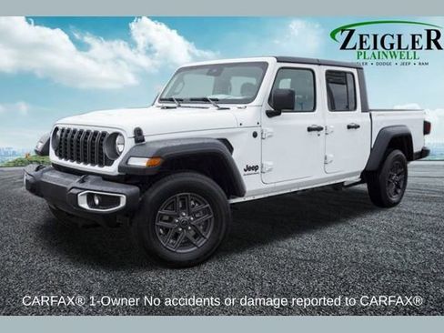 Used 2025 Jeep Gladiator Sport image 1