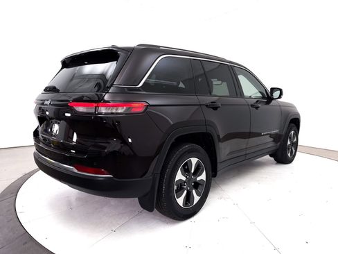 Used 2022 Jeep Grand Cherokee Limited 4xe w/ MOPAR Finishing Package AWD/4WD image 21