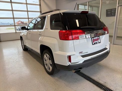 Used 2017 GMC Terrain SLE w/ Convenience Package AWD/4WD image 5