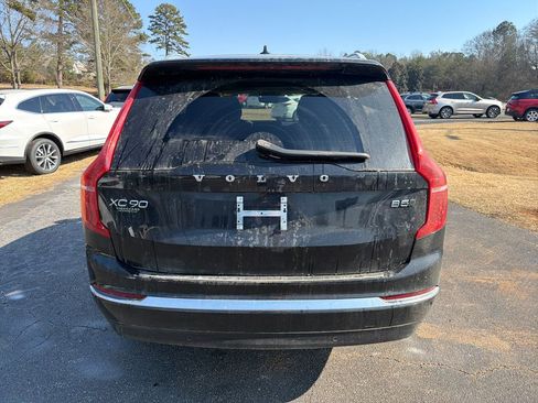 Used 2023 Volvo XC90 B5 Plus w/ Protection Package Premier image 4