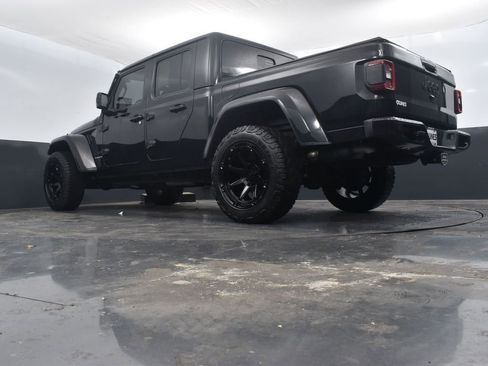 Used 2021 Jeep Gladiator Overland image 50
