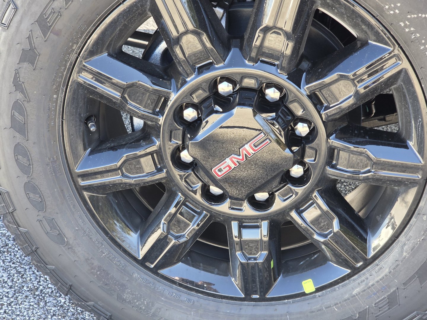New 2026 GMC Sierra 2500 AT4 AWD/4WD image 12