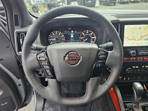Used 2025 Nissan Frontier PRO-4X w/ Pro Premium Package image 37