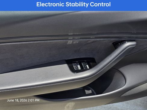 Used 2018 Tesla Model 3 Long Range RWD image 16