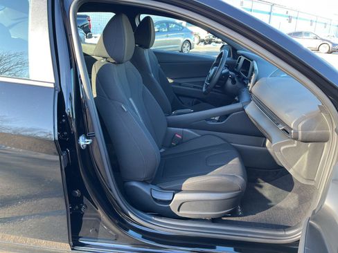 New 2025 Hyundai Elantra Sport image 15