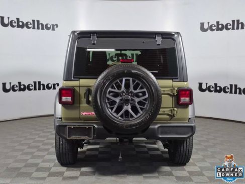 Used 2026 Jeep Wrangler Unlimited Sport AWD/4WD image 6