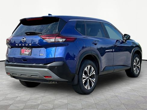 Used 2023 Nissan Rogue SV FWD image 6