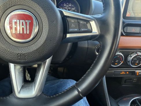 Used 2017 FIAT 124 Spider Lusso image 30