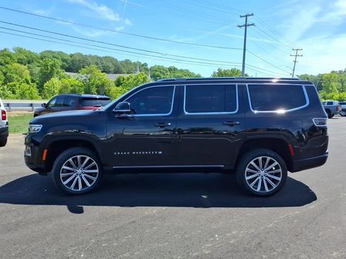Used 2022 Jeep Grand Wagoneer Series II w/ Convenience Group III AWD/4WD image 19