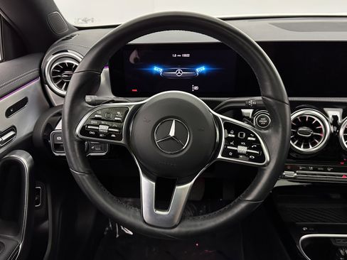 Used 2023 Mercedes-Benz CLA 250 w/ Premium Package image 27