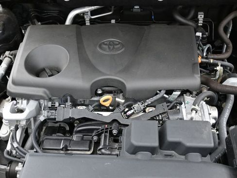Used 2024 Toyota RAV4 XLE w/ Convenience Package FWD image 42