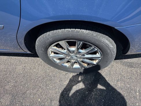 Used 2009 Buick Lucerne CXL FWD image 11