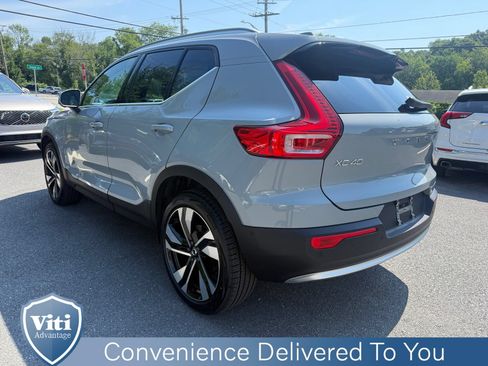 Certified 2024 Volvo XC40 B5 Plus w/ Protection Package Premier AWD/4WD image 6
