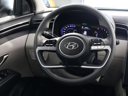 Certified 2024 Hyundai Tucson SE AWD/4WD image 10