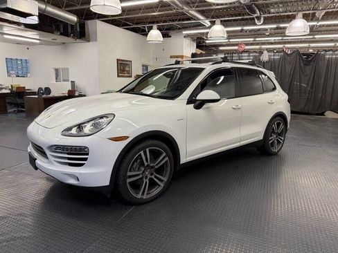 Used 2014 Porsche Cayenne Diesel AWD/4WD image 5