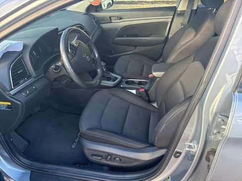 Used 2017 Hyundai Elantra Value Edition w/ Cargo Package image 6