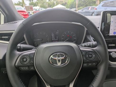 Used 2025 Toyota Corolla SE FWD image 23