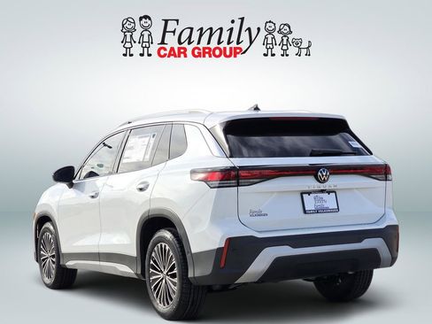 New 2026 Volkswagen Tiguan S FWD image 3