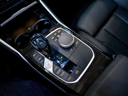 Used 2019 BMW 330i xDrive Sedan w/ Convenience Package image 36