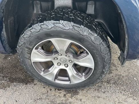 Used 2019 RAM 1500 Laramie image 58