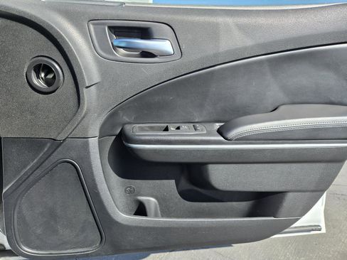 Certified 2022 Dodge Charger SXT w/ Leather Interior Group image 33