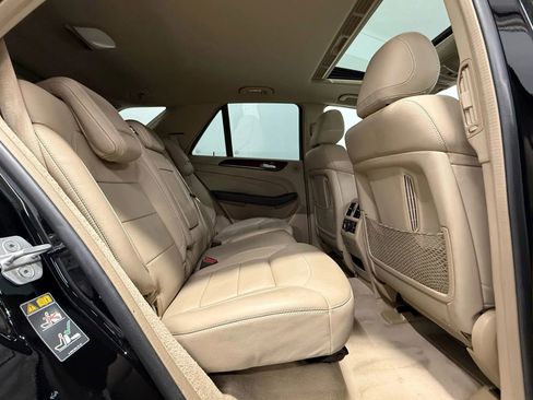 Used 2014 Mercedes-Benz ML 350 4MATIC w/ Premium 1 Package image 47