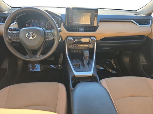 Used 2019 Toyota RAV4 XLE FWD image 9