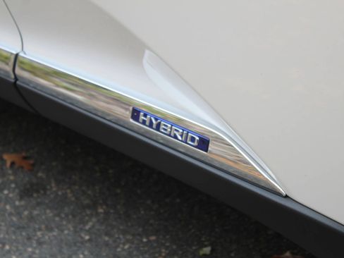 Used 2014 Lexus RX 450h AWD image 44