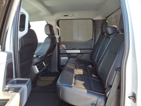 Used 2025 Ford F250 Lariat AWD/4WD image 13