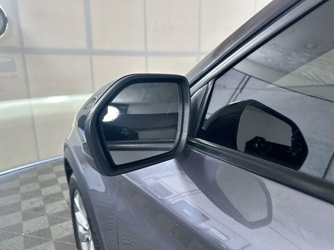 Used 2022 Ford Explorer Limited RWD image 10