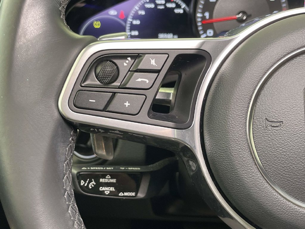 Certified 2023 Porsche Cayenne AWD/4WD image 38