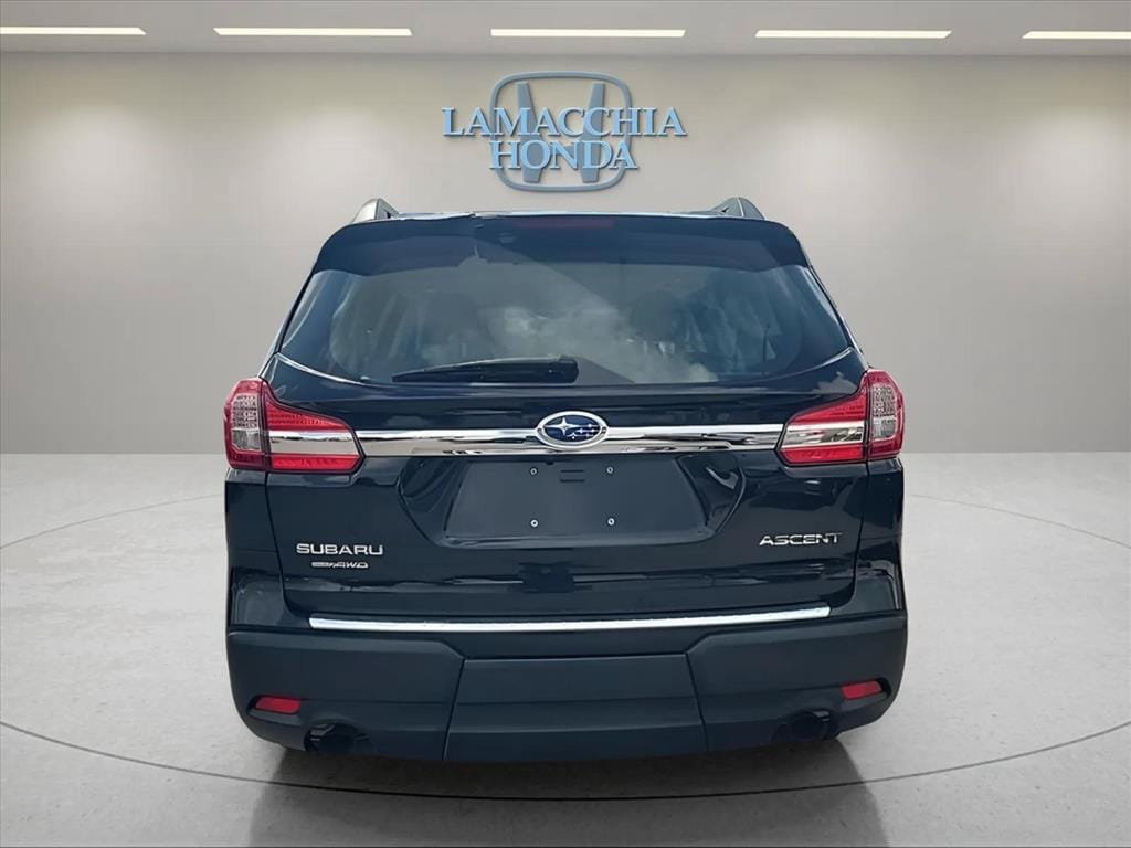 Used 2021 Subaru Ascent 8-Passenger AWD/4WD image 4