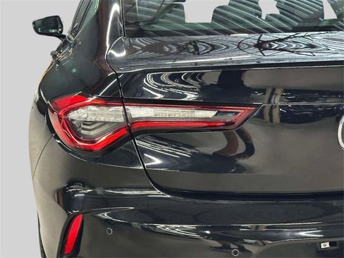 Certified 2022 Acura TLX w/ Technology Package image 11