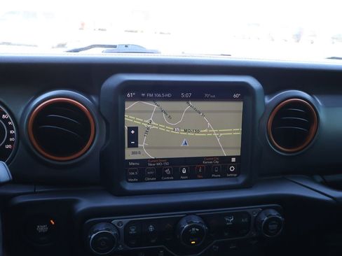 Used 2021 Jeep Gladiator Mojave AWD/4WD image 22