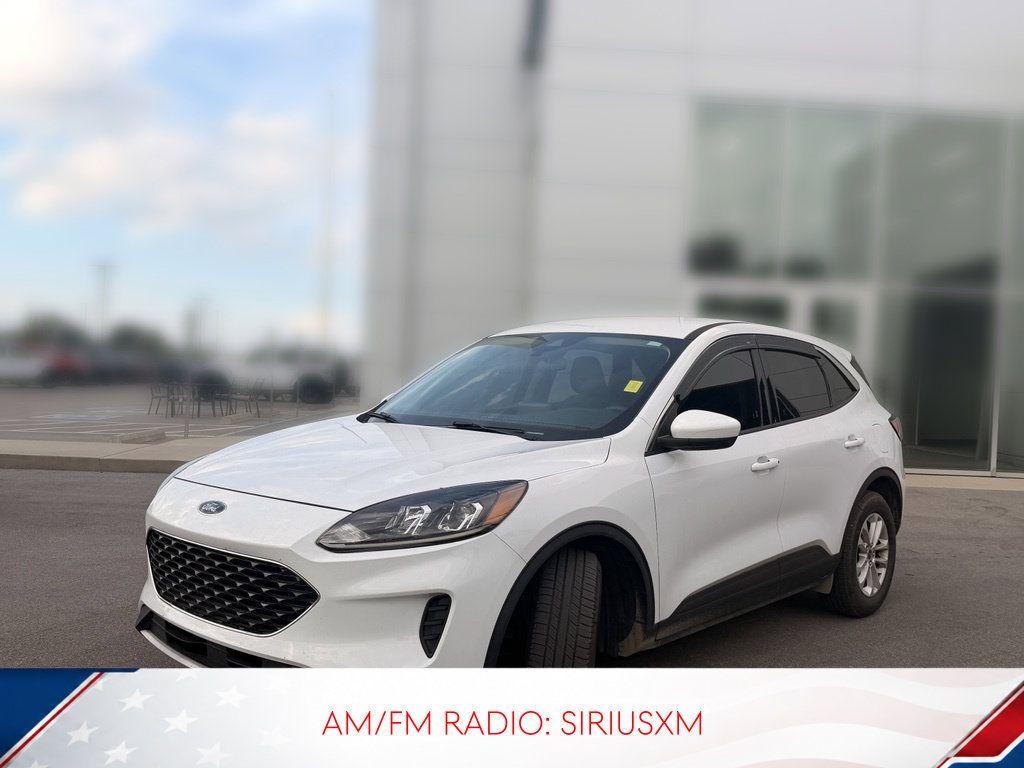 Used 2020 Ford Escape SE FWD image 3