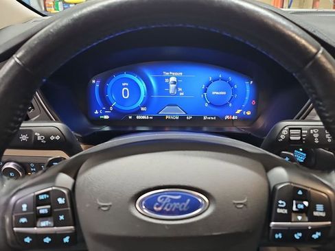 Used 2020 Ford Escape Titanium AWD/4WD image 12