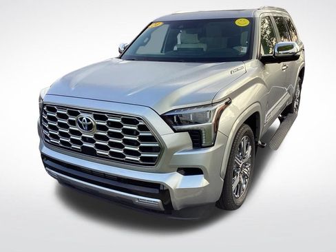 Used 2024 Toyota Sequoia Capstone AWD/4WD image 6