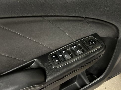 Used 2021 Dodge Charger SXT w/ Blacktop Package image 90