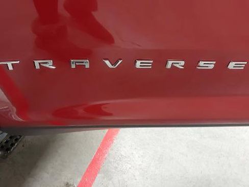 New 2026 Chevrolet Traverse LT w/ Sun and Wheel Package image 32