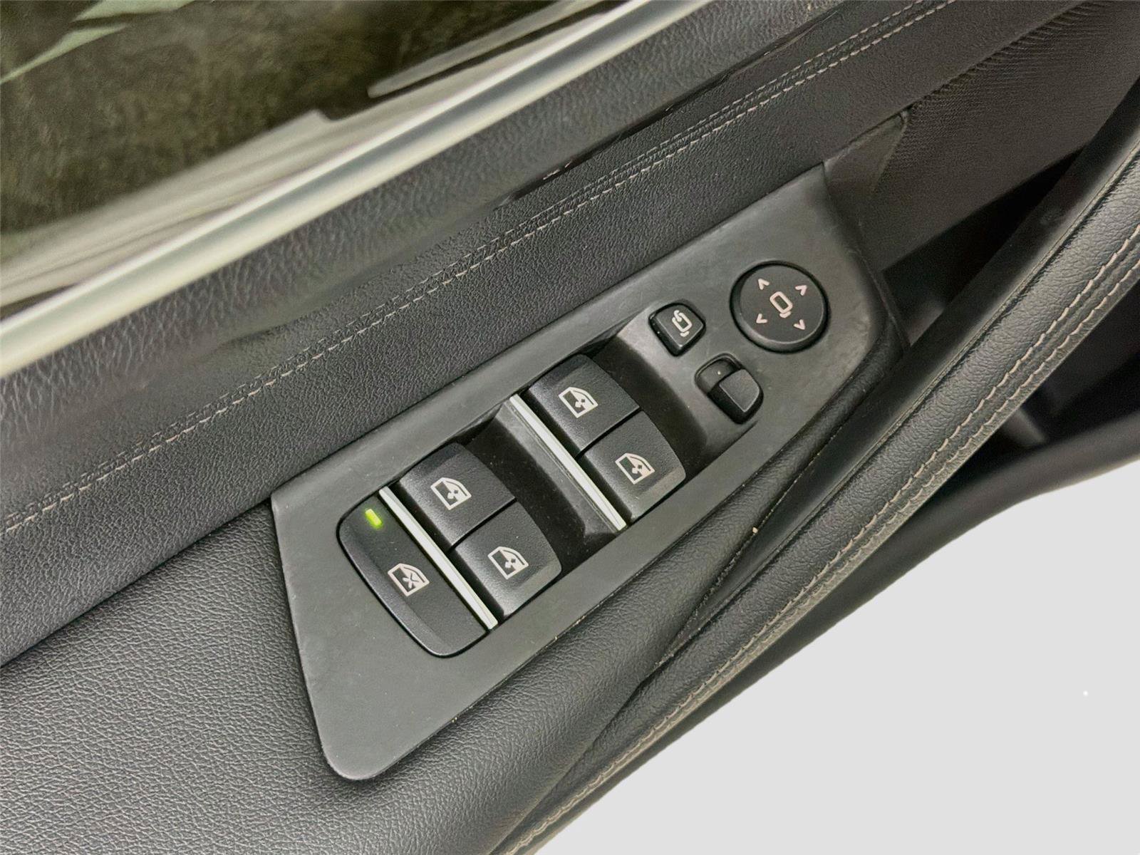 Used 2023 BMW 530i w/ M Sport Package RWD image 18