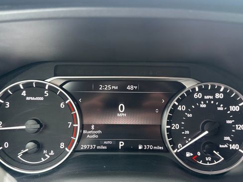 Used 2025 Nissan Rogue SV image 25