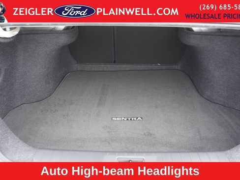 Used 2020 Nissan Sentra SV image 10