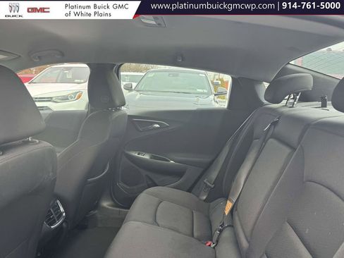 Used 2024 Chevrolet Malibu LT image 12