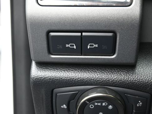 Used 2018 Ford F150 Raptor w/ Equipment Group 802A Luxury image 15