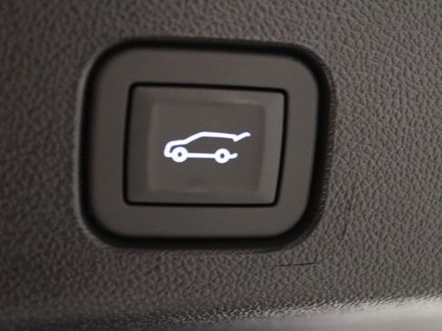 New 2026 GMC Acadia AT4 w/ Luxury Package AWD/4WD image 17