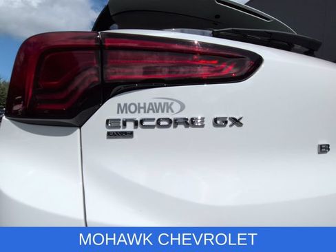 Certified 2024 Buick Encore GX Sport Touring AWD/4WD image 31