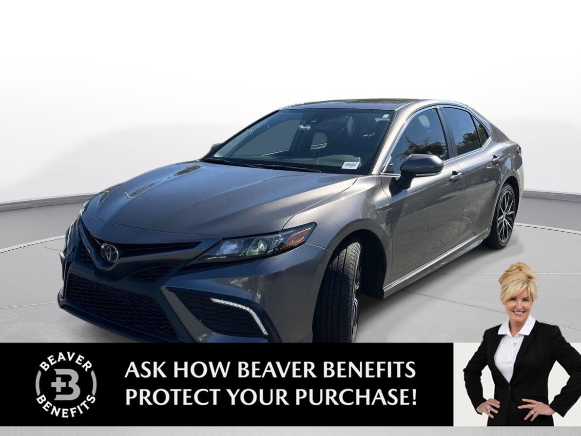 Used 2022 Toyota Camry SE w/ Convenience Package FWD image 1
