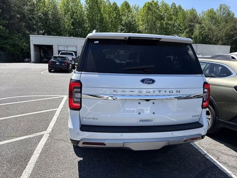 Used 2024 Ford Expedition Max Limited AWD/4WD image 23