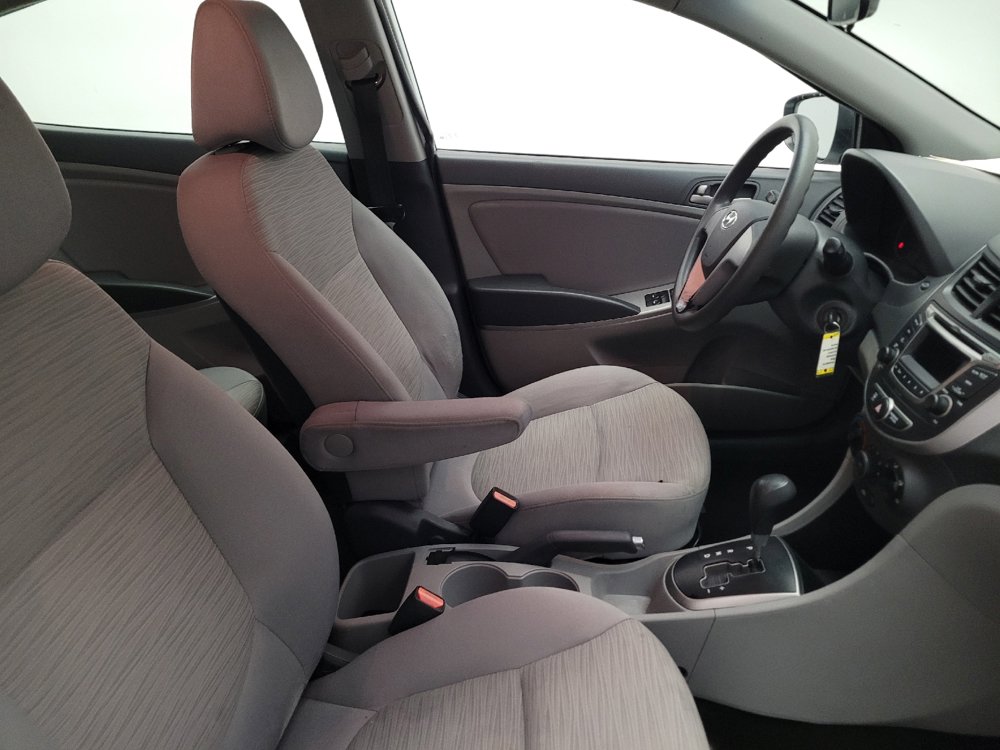 Used 2016 Hyundai Accent SE FWD image 21