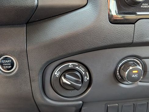 Used 2024 Nissan Frontier S AWD/4WD image 22